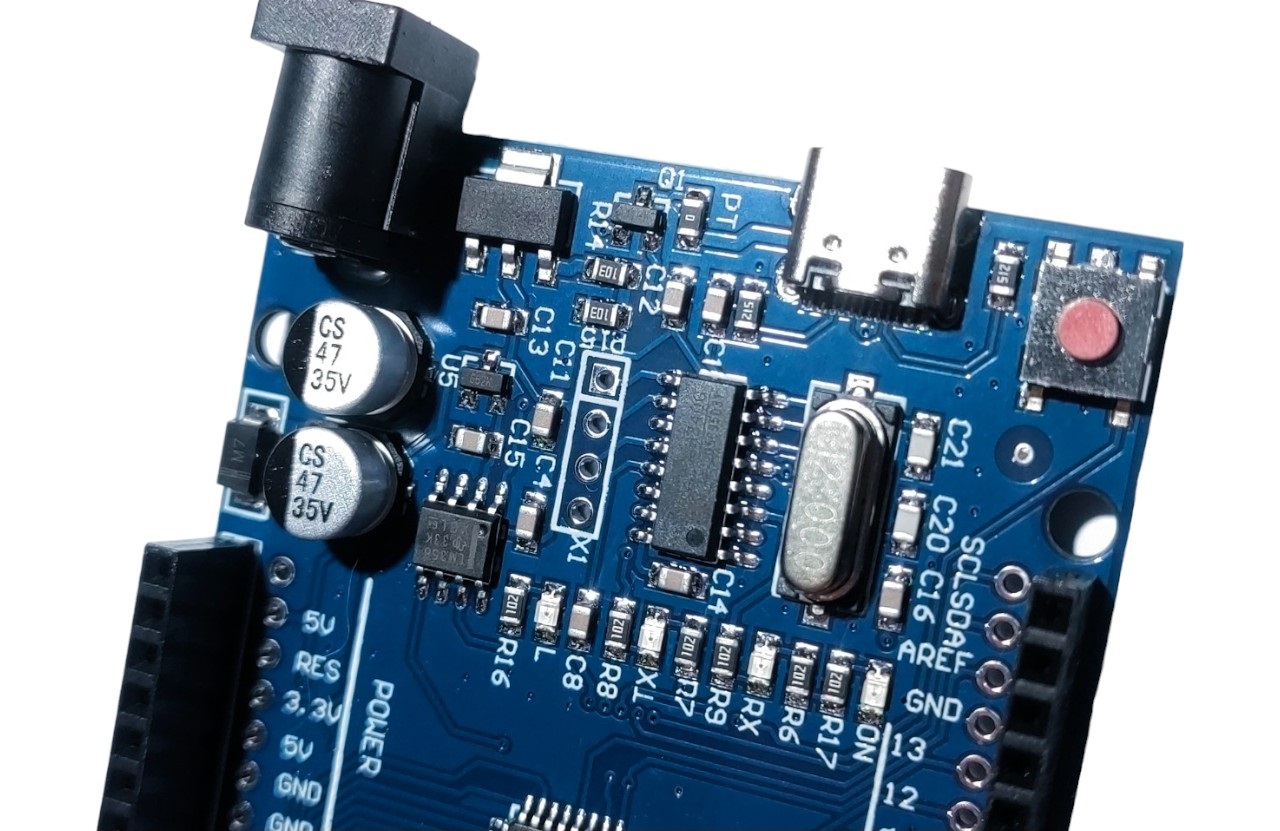 Arduino Uno R3 ATmega328P USB-C Development Board with Cable image 5